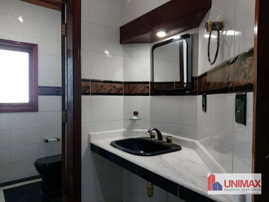 Foto 8 de Casa de Condomínio com 4 quartos para alugar, 1309m2 em Barueri - SP