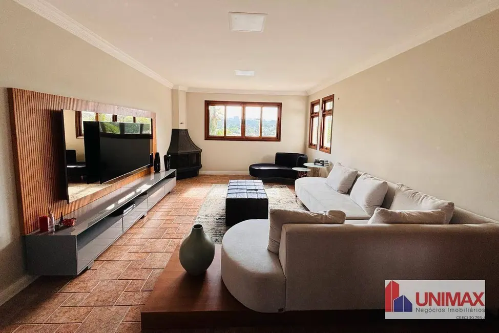 Casa de Condomínio com 4 quartos à venda e para alugar, 640m2 em Barueri - SP - imagem 5 Foto 5 de Casa de Condomínio com 4 quartos à venda e para alugar, 640m2 em Barueri - SP