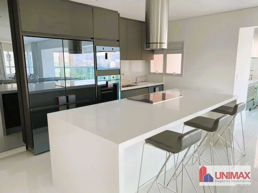 Apartamento com 3 quartos à venda e para alugar, 200m2 em Barueri - SP - imagem 9 Foto 9 de Apartamento com 3 quartos à venda e para alugar, 200m2 em Barueri - SP