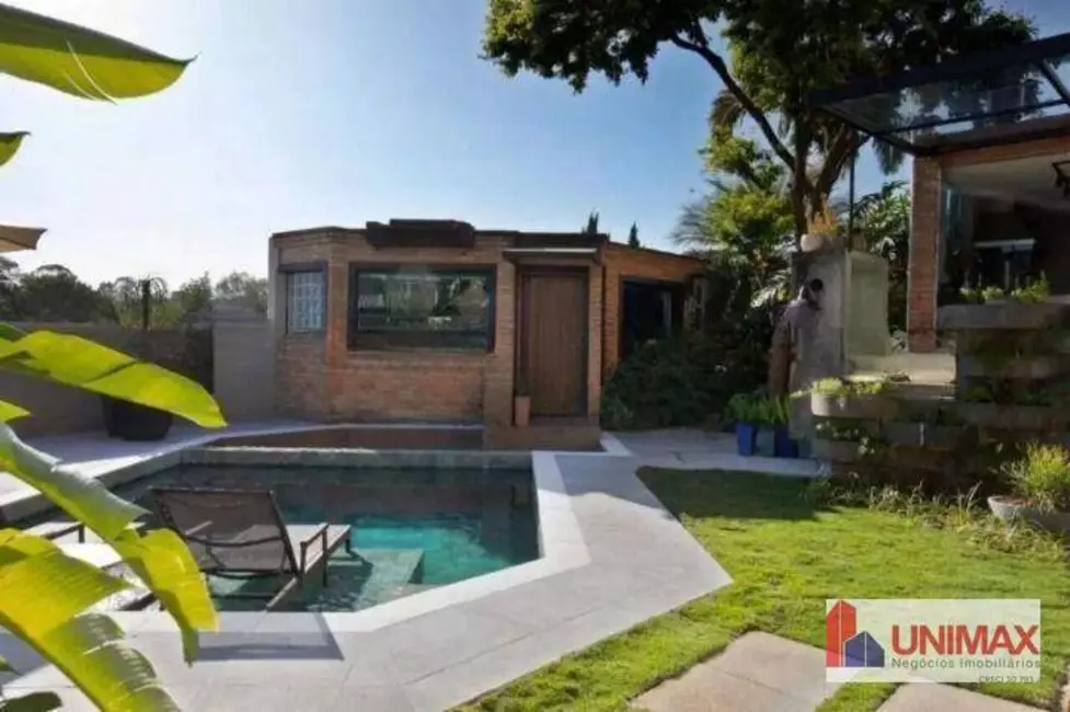 Casa de Condomínio com 4 quartos à venda, 608m2 em Santana De Parnaiba - SP - imagem 1 Foto 1 de Casa de Condomínio com 4 quartos à venda, 608m2 em Santana De Parnaiba - SP