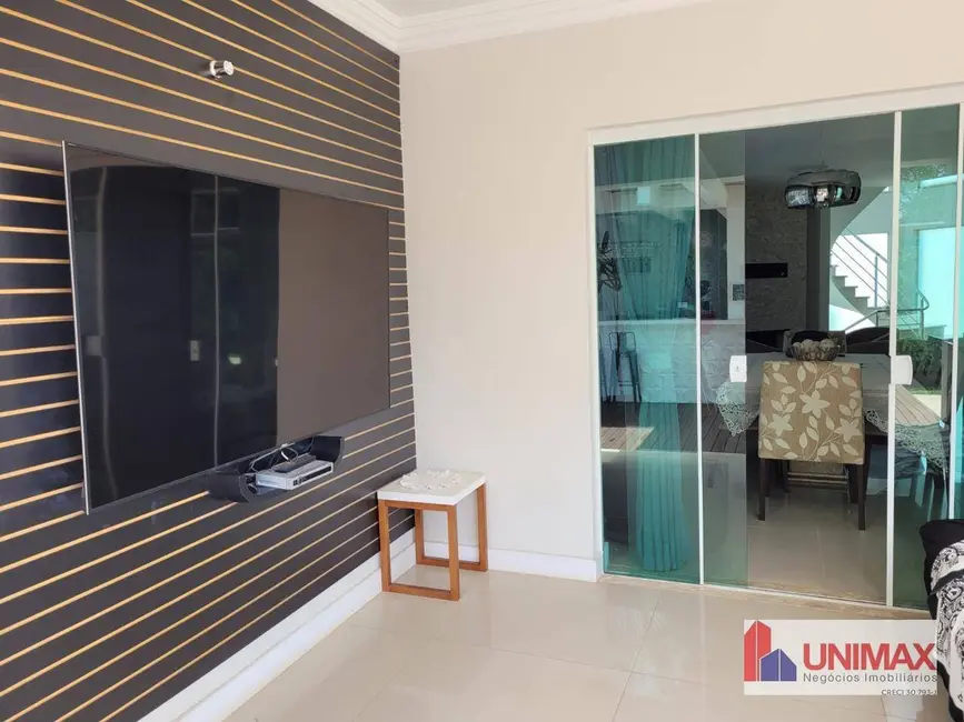 Foto 9 de Casa de Condomínio com 4 quartos à venda, 330m2 em Santana De Parnaiba - SP