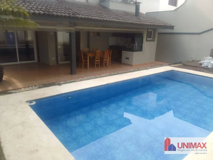 Foto 2 de Casa de Condomínio com 4 quartos para alugar, 420m2 em Santana De Parnaiba - SP