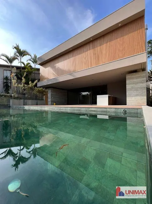 Foto 1 de Casa de Condomínio com 4 quartos à venda, 560m2 em Barueri - SP
