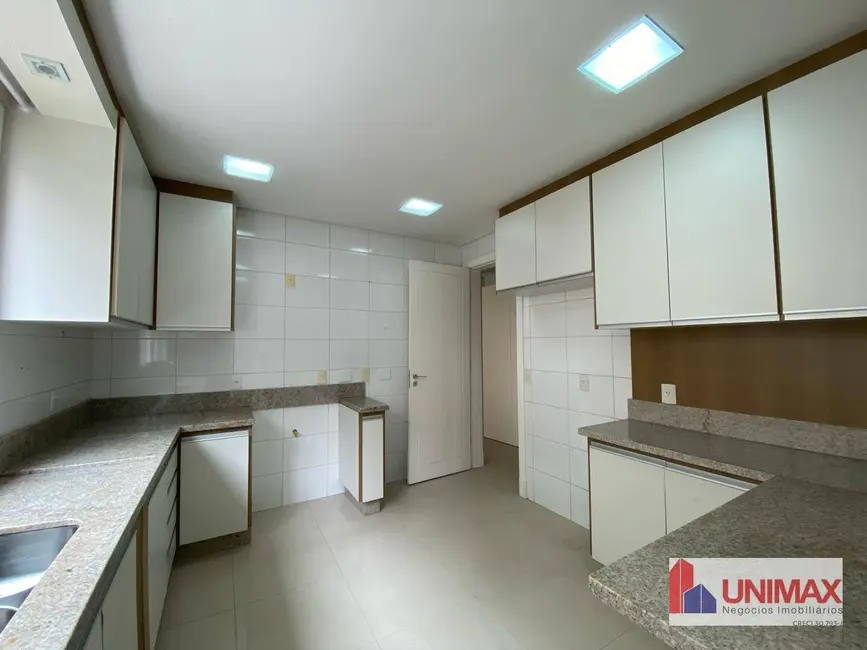 Foto 9 de Casa de Condomínio com 4 quartos para alugar, 500m2 em Alphaville Residencial Plus, Barueri - SP