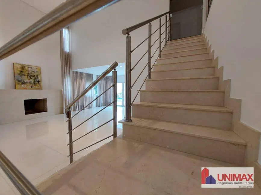 Casa de Condomínio com 4 quartos à venda, 562m2 em Santana De Parnaiba - SP - imagem 5 Foto 5 de Casa de Condomínio com 4 quartos à venda, 562m2 em Santana De Parnaiba - SP