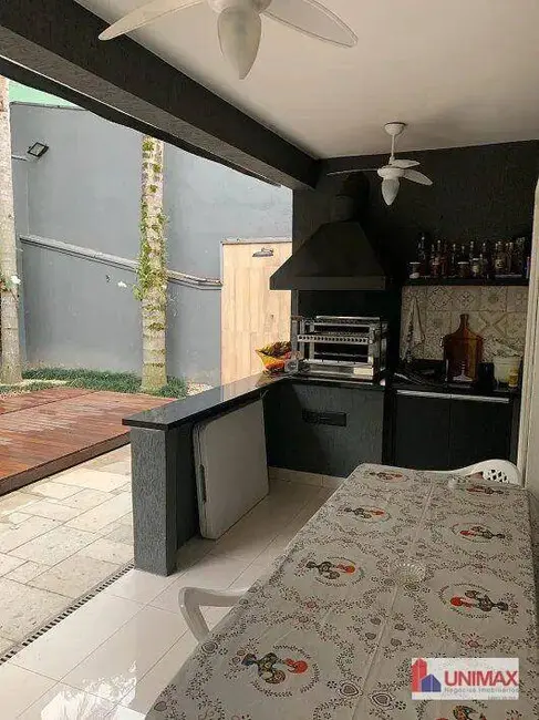 Foto 3 de Casa de Condomínio com 4 quartos para alugar, 400m2 em Alphaville, Santana De Parnaiba - SP
