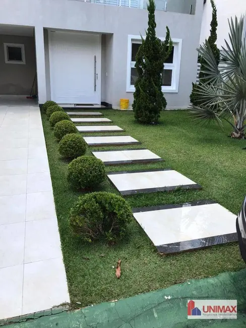 Foto 2 de Casa de Condomínio com 4 quartos para alugar, 420m2 em Santana De Parnaiba - SP