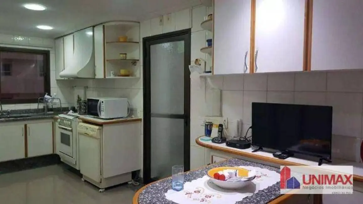 Foto 9 de Apartamento com 4 quartos à venda e para alugar, 243m2 em Barueri - SP