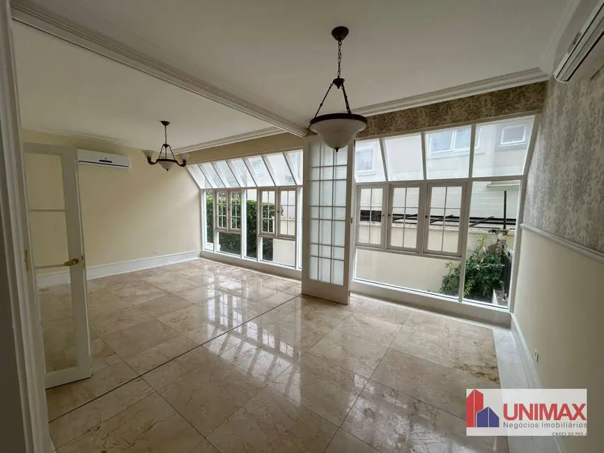 Casa de Condomínio com 4 quartos para alugar, 1135m2 em Alphaville, Santana De Parnaiba - SP - imagem 5 Foto 5 de Casa de Condomínio com 4 quartos para alugar, 1135m2 em Alphaville, Santana De Parnaiba - SP