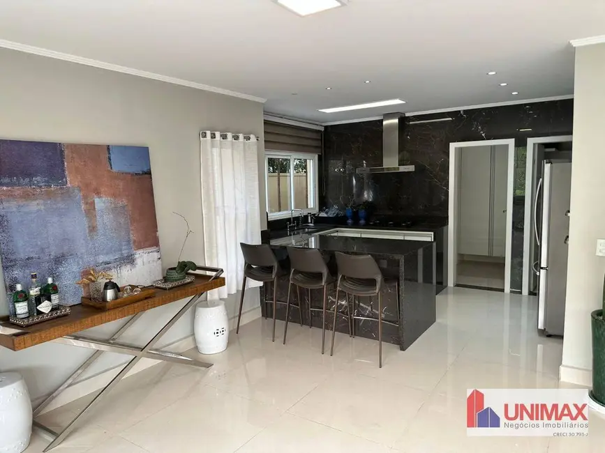 Foto 9 de Casa de Condomínio com 5 quartos para alugar, 424m2 em Santana De Parnaiba - SP