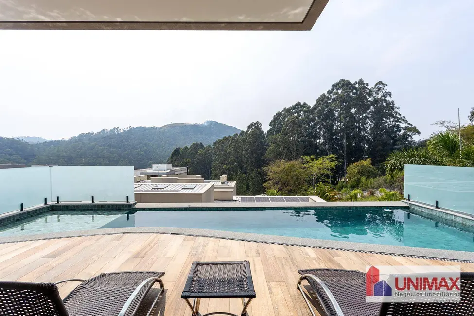 Foto 1 de Casa de Condomínio com 4 quartos para alugar, 430m2 em Barueri - SP