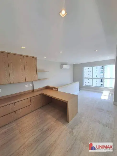 Apartamento com 3 quartos para alugar, 338m2 em Barueri - SP - imagem 7 Foto 7 de Apartamento com 3 quartos para alugar, 338m2 em Barueri - SP