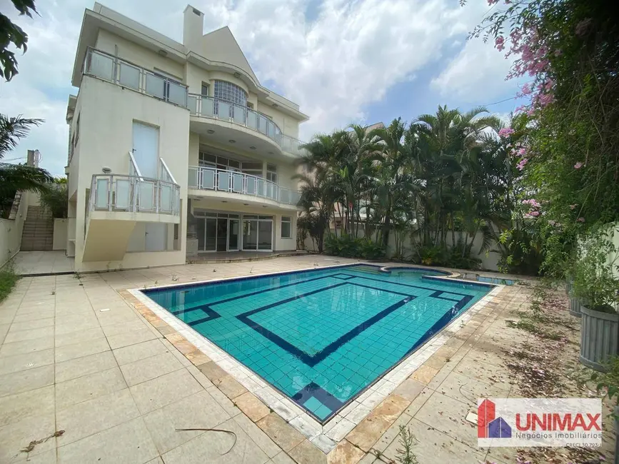 Foto 1 de Casa de Condomínio com 4 quartos para alugar, 600m2 em Barueri - SP