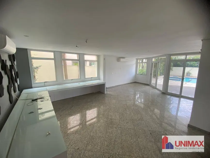 Foto 4 de Casa de Condomínio com 4 quartos para alugar, 600m2 em Barueri - SP