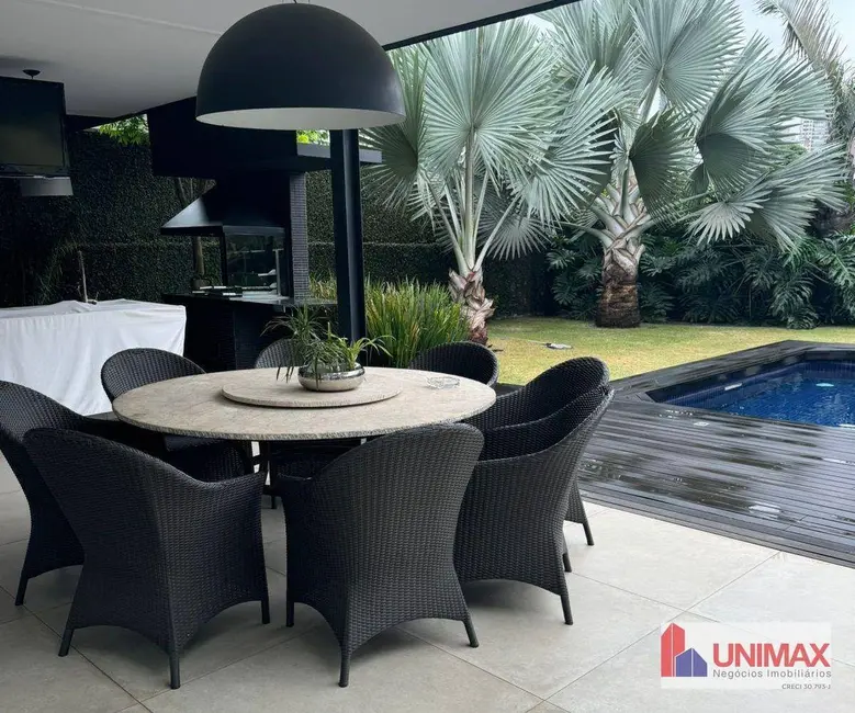 Foto 3 de Casa de Condomínio com 4 quartos para alugar, 900m2 em Barueri - SP