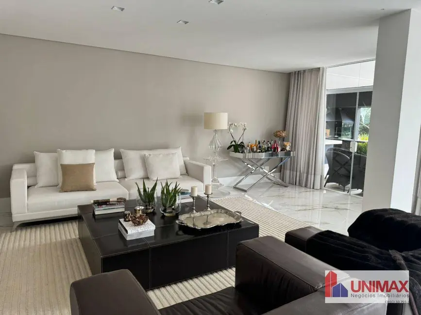 Foto 6 de Casa de Condomínio com 4 quartos para alugar, 900m2 em Barueri - SP