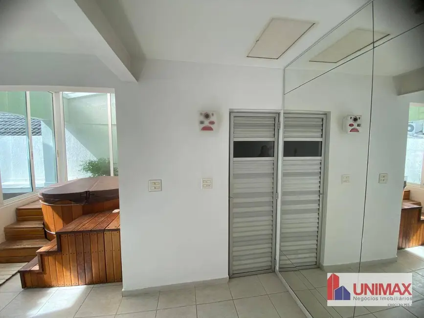 Foto 6 de Casa de Condomínio com 3 quartos à venda e para alugar, 394m2 em Santana De Parnaiba - SP