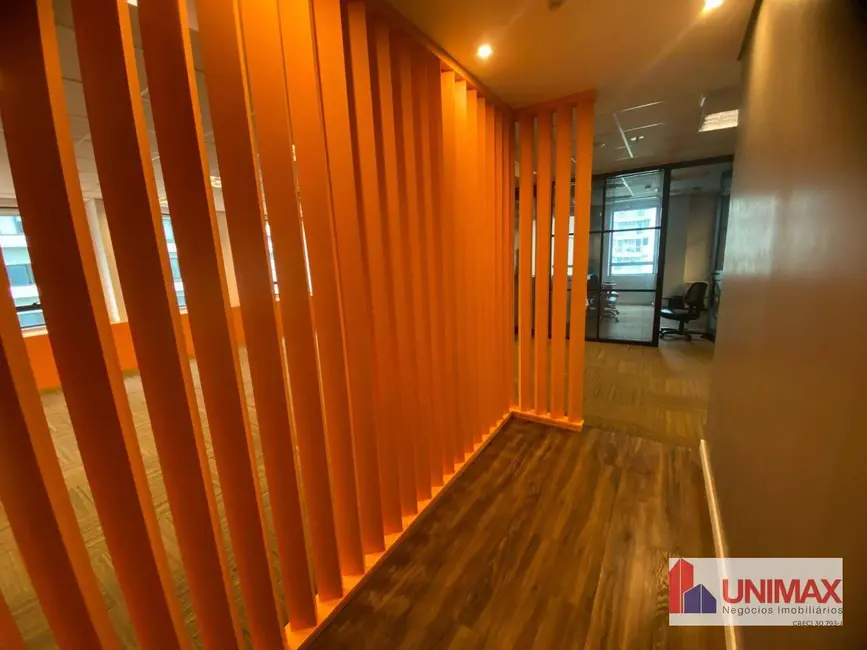 Foto 1 de Sala Comercial à venda, 318m2 em Barueri - SP