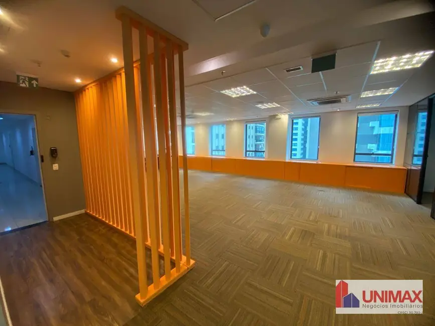 Foto 1 de Sala Comercial à venda, 330m2 em Barueri - SP