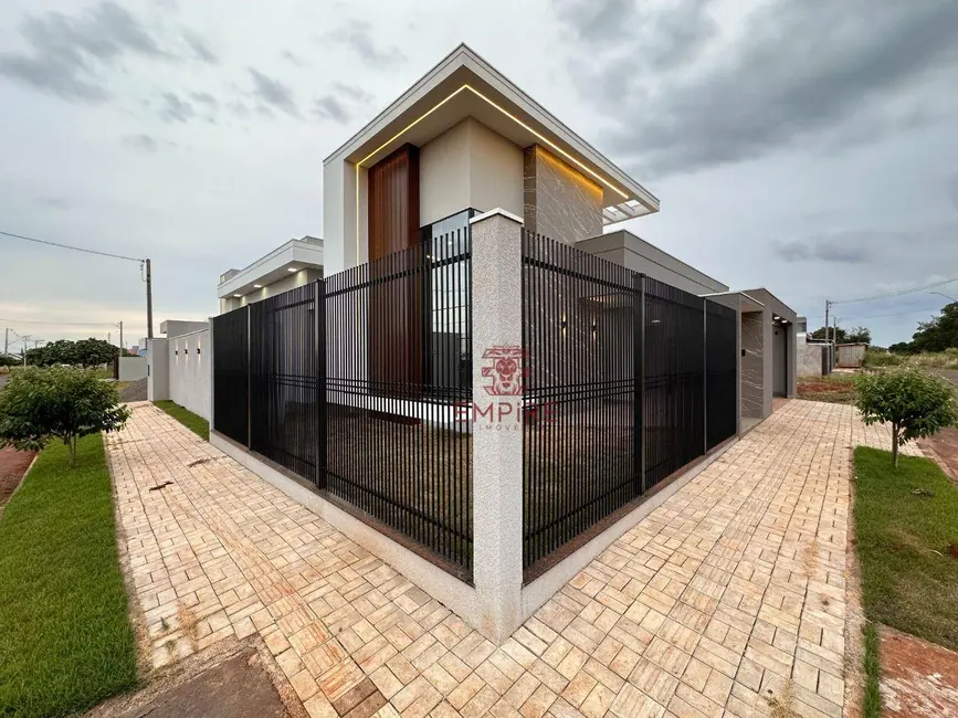 Foto 3 de Casa com 3 quartos à venda, 315m2 em Palotina - PR