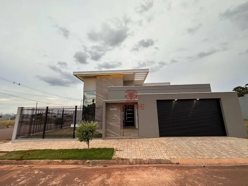 Foto 4 de Casa com 3 quartos à venda, 315m2 em Palotina - PR