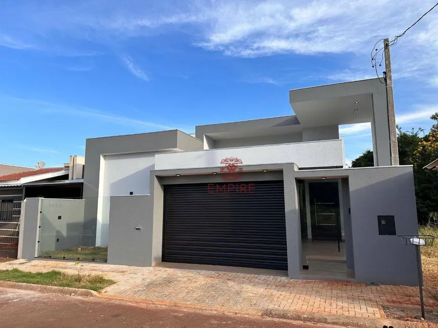Foto 2 de Casa com 3 quartos à venda, 200m2 em Palotina - PR