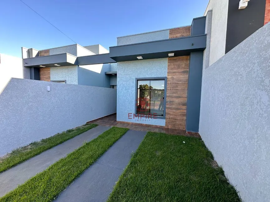 Casa com 2 quartos à venda, 125m2 em Vila Pioneiro, Toledo - PR - imagem 2 Foto 2 de Casa com 2 quartos à venda, 125m2 em Vila Pioneiro, Toledo - PR