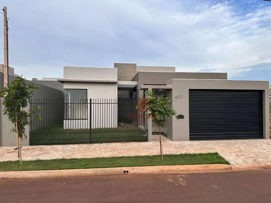 Foto 1 de Casa com 3 quartos à venda, 300m2 em Palotina - PR