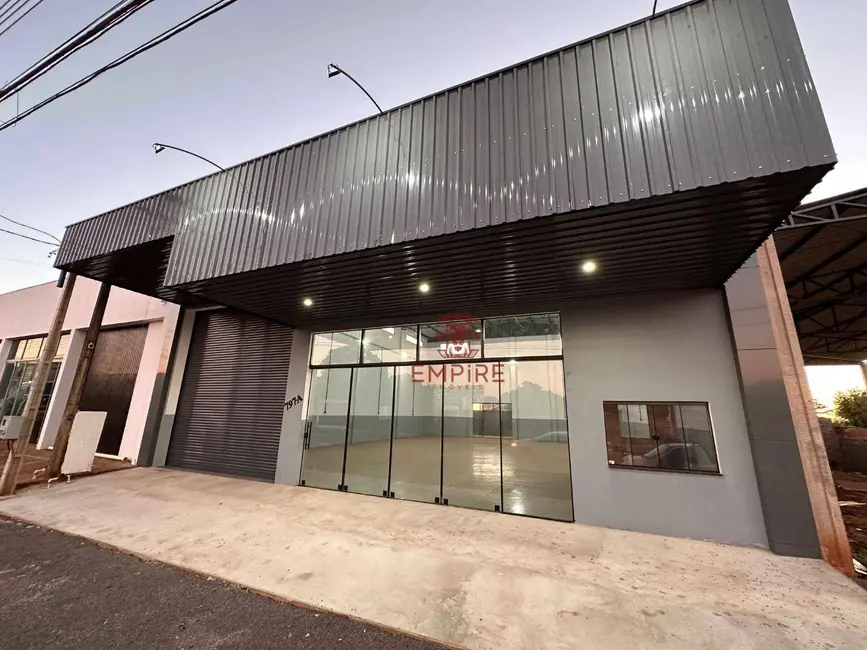 Armazém / Galpão para alugar, 350m2 em Centro, Palotina - PR - imagem 3 Foto 3 de Armazém / Galpão para alugar, 350m2 em Centro, Palotina - PR