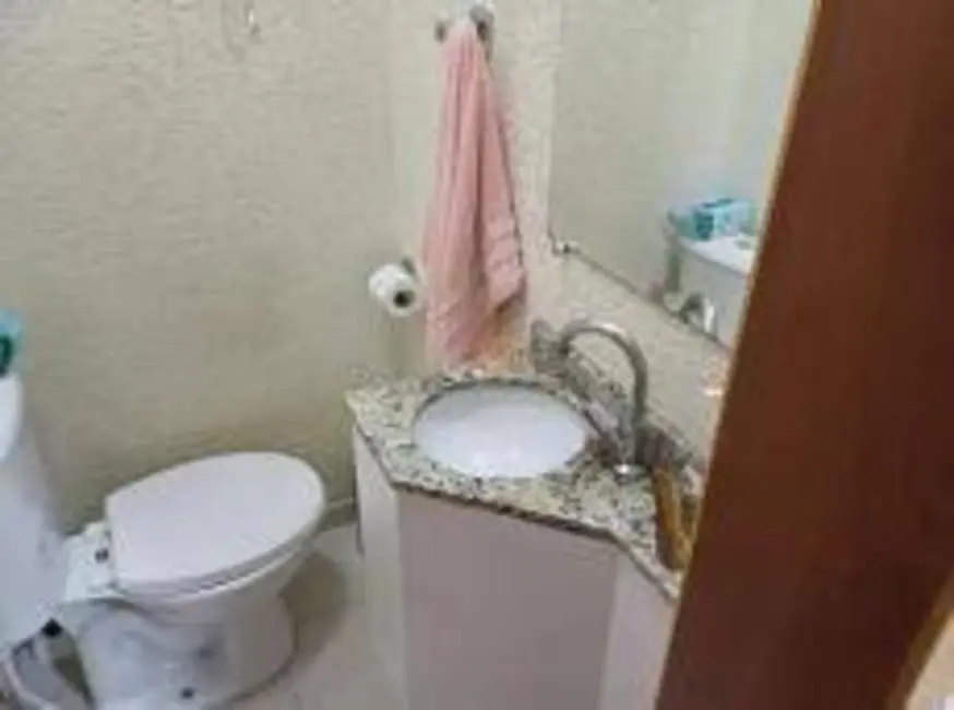 Casa com 3 quartos à venda, 140m2 em Parque Erasmo Assunção, Santo Andre - SP - imagem 4 Foto 4 de Casa com 3 quartos à venda, 140m2 em Parque Erasmo Assunção, Santo Andre - SP