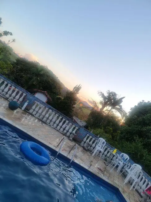Foto 2 de Chácara com 4 quartos para alugar, 800m2 em Piracaia - SP