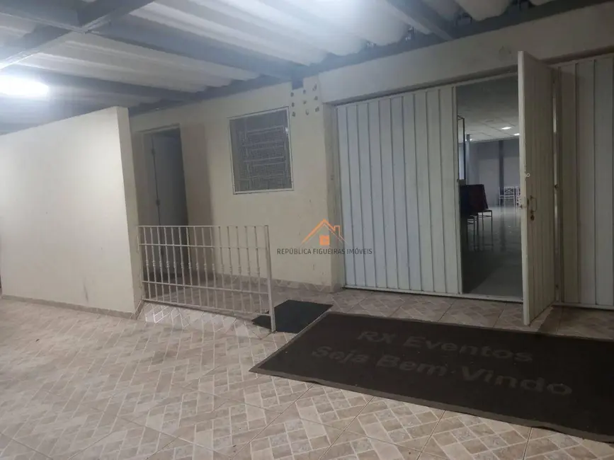 Foto 6 de Armazém / Galpão à venda, 450m2 em Jardim Trianon, Taboao Da Serra - SP