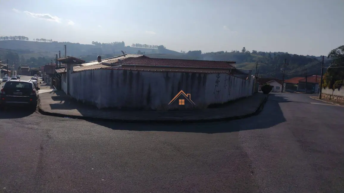 Terreno / Lote à venda, 165m2 em Pinhalzinho - SP - imagem 1 Foto 1 de Terreno / Lote à venda, 165m2 em Pinhalzinho - SP