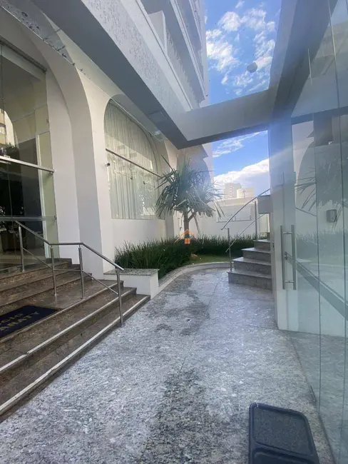 Apartamento com 4 quartos à venda, 320m2 em Santo Antônio, Sao Caetano Do Sul - SP - imagem 4 Foto 4 de Apartamento com 4 quartos à venda, 320m2 em Santo Antônio, Sao Caetano Do Sul - SP