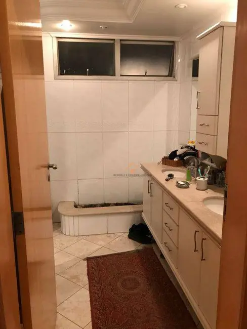 Apartamento com 4 quartos à venda, 320m2 em Santo Antônio, Sao Caetano Do Sul - SP - imagem 5 Foto 5 de Apartamento com 4 quartos à venda, 320m2 em Santo Antônio, Sao Caetano Do Sul - SP