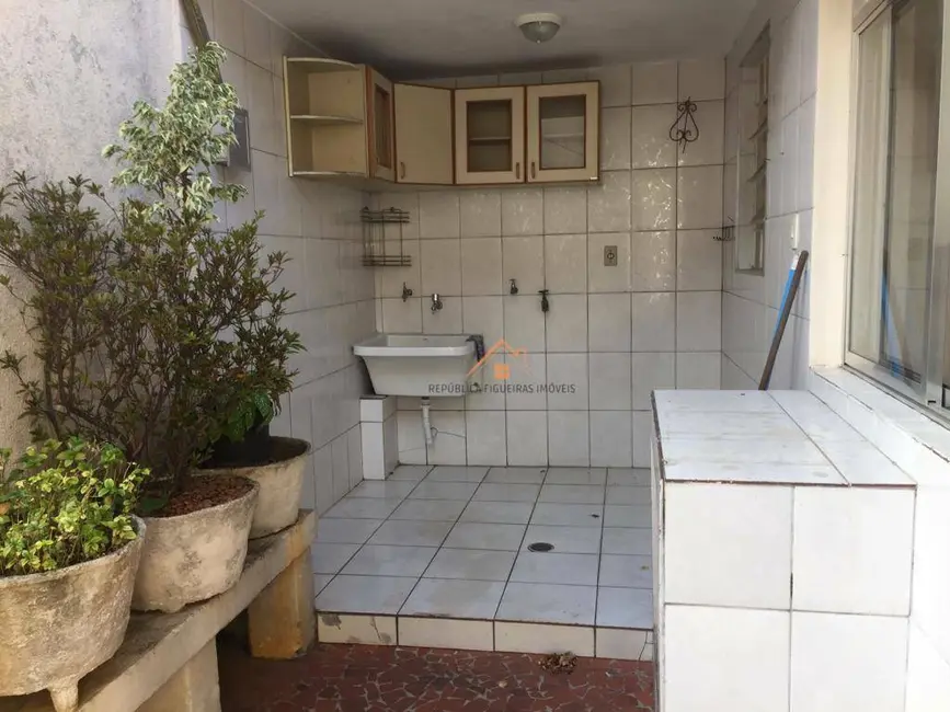Foto 4 de Casa com 2 quartos para alugar, 100m2 em Santa Maria, Sao Caetano Do Sul - SP