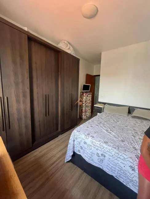 Foto 3 de Sobrado com 2 quartos à venda, 92m2 em Vila Alice, Santo Andre - SP