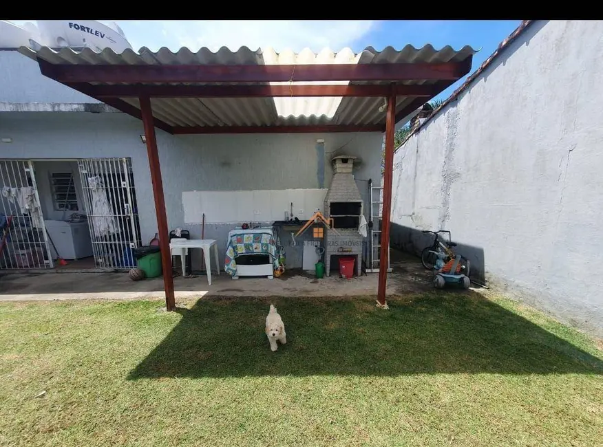 Foto 7 de Casa com 4 quartos à venda, 107m2 em Itanhaem - SP
