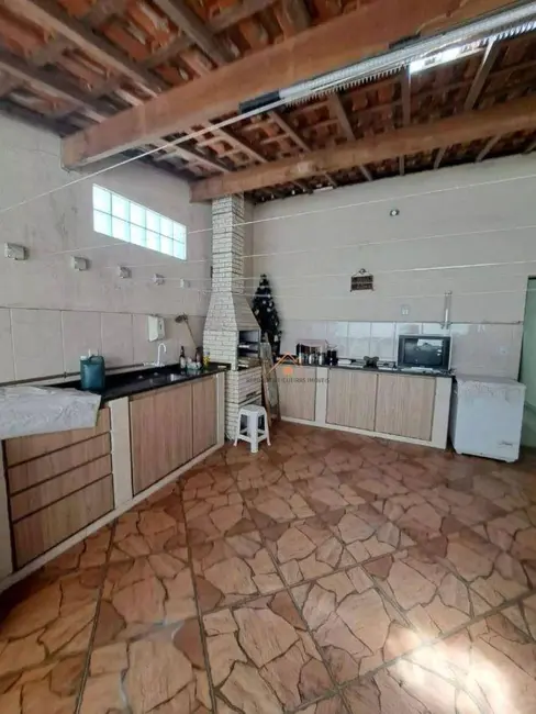 Foto 1 de Sobrado com 3 quartos à venda, 125m2 em Parque São Vicente, Maua - SP