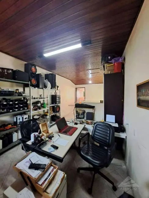 Sobrado com 3 quartos à venda, 125m2 em Parque São Vicente, Maua - SP - imagem 4 Foto 4 de Sobrado com 3 quartos à venda, 125m2 em Parque São Vicente, Maua - SP