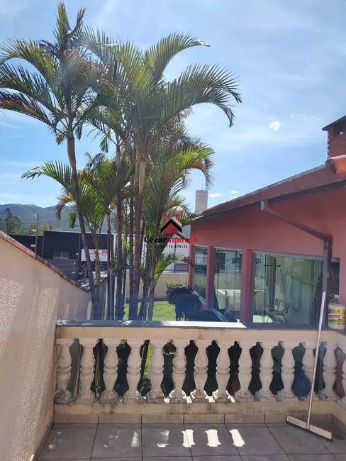 Casa com 3 quartos à venda, 176m2 em Vila Suissa, Mogi Das Cruzes - SP - imagem 5 Foto 5 de Casa com 3 quartos à venda, 176m2 em Vila Suissa, Mogi Das Cruzes - SP