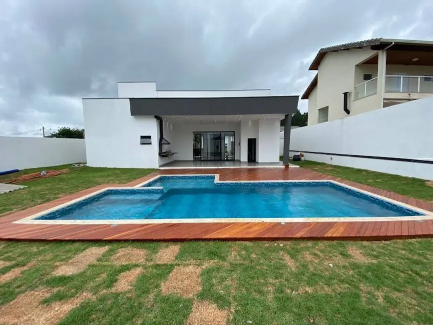 Foto 2 de Casa de Condomínio com 3 quartos à venda, 800m2 em Jardim Colonial, Atibaia - SP