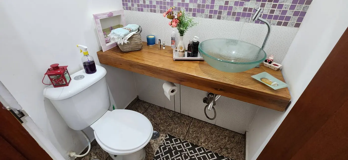 Foto 5 de Sobrado com 4 quartos à venda, 175m2 em Nova Cerejeira, Atibaia - SP