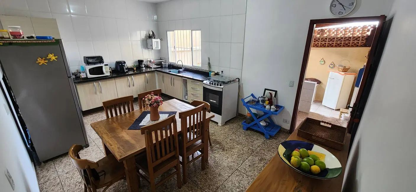 Foto 9 de Sobrado com 4 quartos à venda, 175m2 em Nova Cerejeira, Atibaia - SP