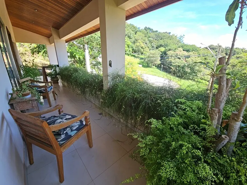 Foto 3 de Casa com 4 quartos à venda, 234m2 em Condomínio Residencial Água Verde, Atibaia - SP