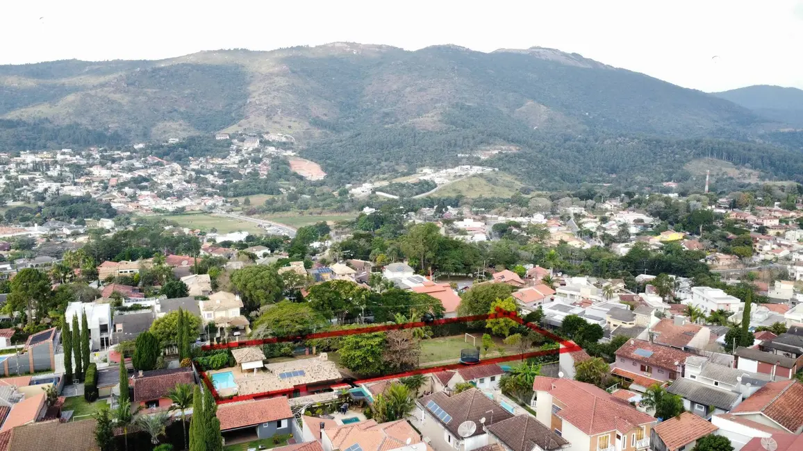 Foto 1 de Casa com 4 quartos à venda, 500m2 em Vila Petrópolis, Atibaia - SP