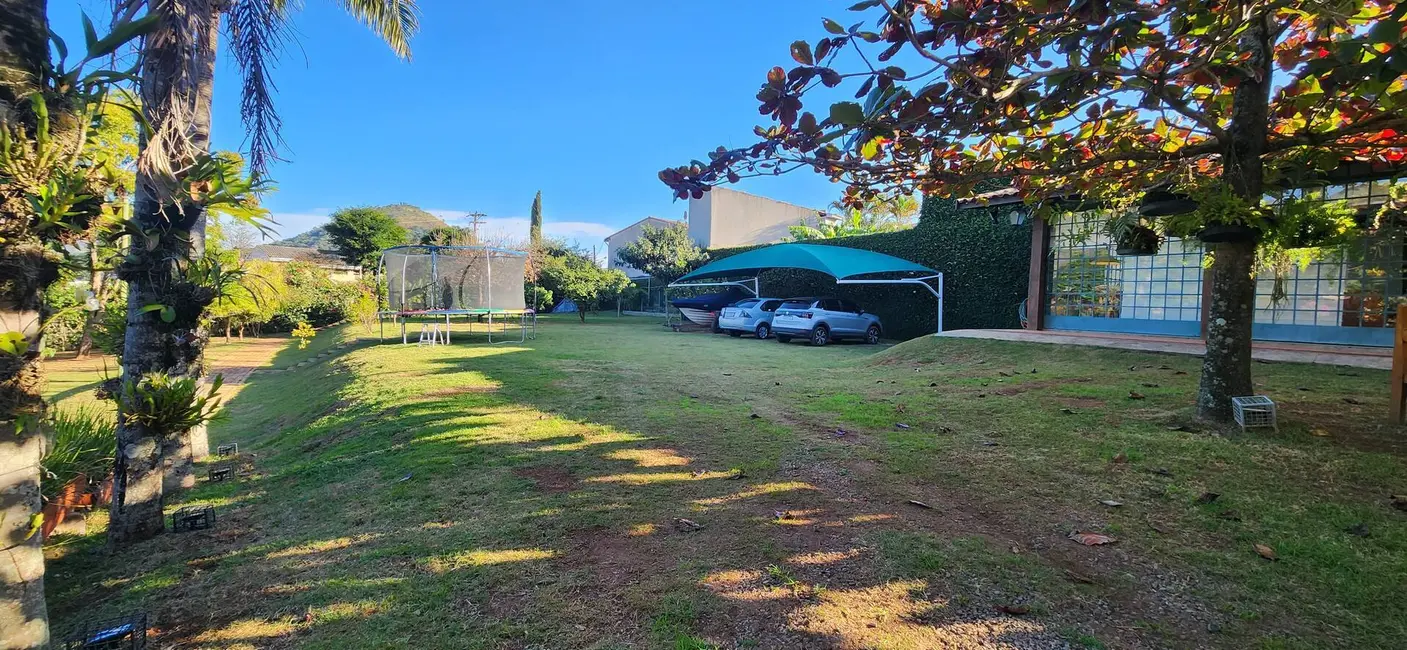 Foto 9 de Casa com 4 quartos à venda, 500m2 em Vila Petrópolis, Atibaia - SP