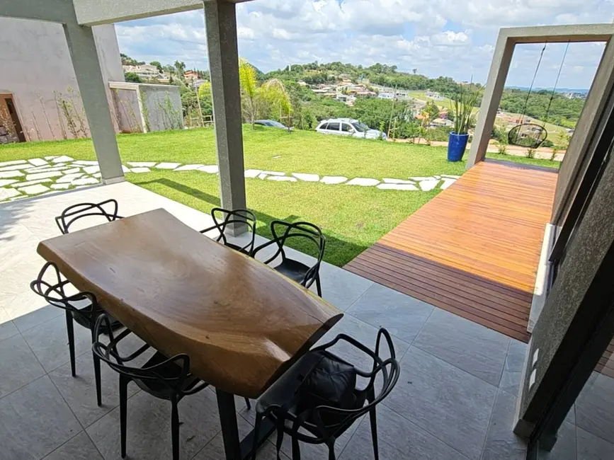 Casa de Condomínio com 4 quartos à venda, 195m2 em Marmeleiro, Atibaia - SP - imagem 8 Foto 8 de Casa de Condomínio com 4 quartos à venda, 195m2 em Marmeleiro, Atibaia - SP
