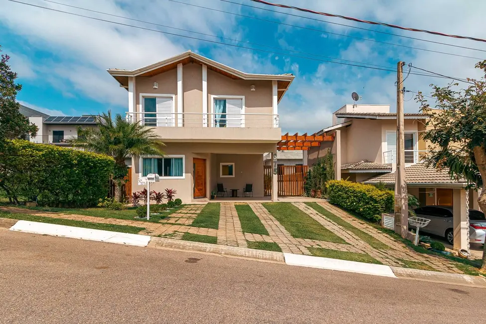 Foto 1 de Casa com 4 quartos à venda, 225m2 em Rio Abaixo, Atibaia - SP