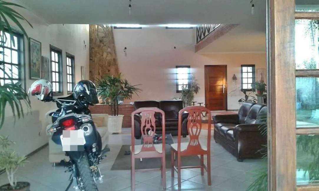 Foto 9 de Casa com 3 quartos à venda, 1000m2 em Centro, Atibaia - SP